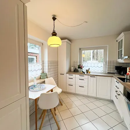 Blaue Erdgeschoss Daire Wenningstedt-Braderup