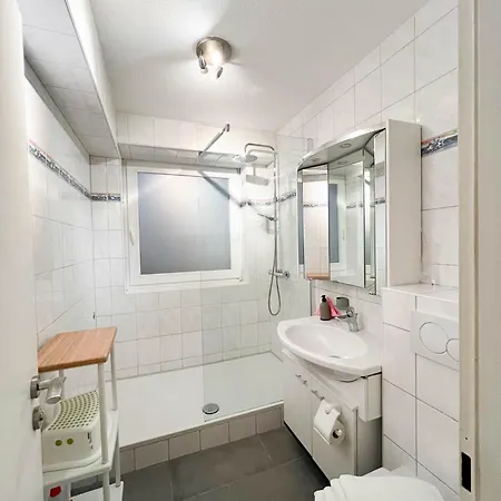 Blaue Erdgeschoss Apartman